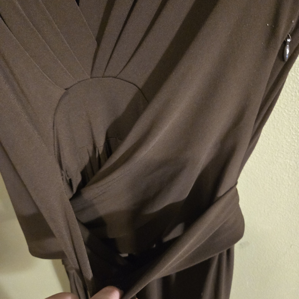 Elegant Black Wrap Dress - Picture 4 of 6